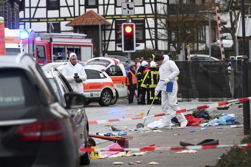 Accident at carnival parade in Volksmarsen, Germany